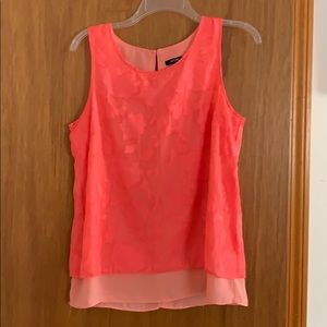 Coral top